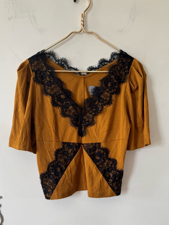 NWT by Anthropologie Mustard Gold and Black Lace Puff Sleeve Top S - Picture 4 of 8